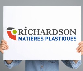Nouveau logo de Richardson Matières Plastiques.