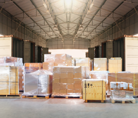 Entrepôt de stockage de marchandises. Emballages industriels et commerciaux - Filière REP DEIC.