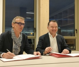 De gauche à droite : Jean-Jacques Raidelet (directeur des marchés de GRDF) et Roland Mongin (délégué général de Coédis) ont signé le 20 janvier un partenariat d’un an pour « accélérer la dynamique de la PAC hybride ».