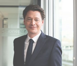 Portrait photo de Léopold Bernard, président de Sonepar