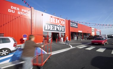 Point de vente Brico Dépôt.