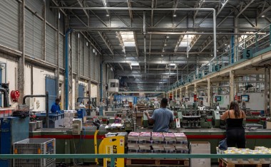 Usine France Routage éclairage refait grâce à Clareo