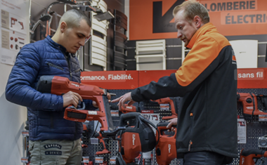 SAV "Répar'Express" dans une agence de La Plateforme du Bâtiment.