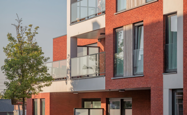 Façade d'un immeuble d'habitation - Menuiserie + RE 2020 + Performances énergétiques / Rédaction des CCTP