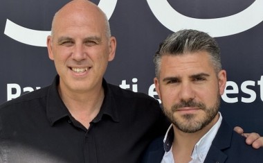 Jérôme Forgiarini (président de la société alsacienne éponyme) et Quention Rouchy (Ets Rouchy), nouveau président de la branche Carrelage d'Algorel.
