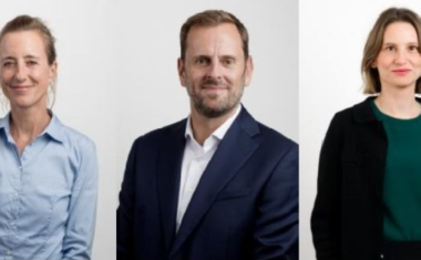 De gauche à droite : Nathalie Breton (DRH groupe), Alexandre Michel (directeur général de Mabéo Industries) et Éloise Martin-Roussel qui manage la nouvelle direction transformation et stratégie. Tous trois rejoignent le comex du groupe Martin Belaysoud.