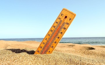 Thermomètre et canicule.