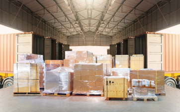 Entrepôt de stockage de marchandises. Emballages industriels et commerciaux - Filière REP DEIC.