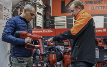 SAV "Répar'Express" dans une agence de La Plateforme du Bâtiment.