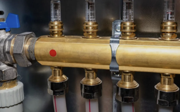 Satep - Intervention d'un plombier-chauffagiste sur une installation en maison individuelle.