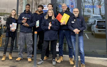 L'équipe du comptoir Screwfix de Metz intra-muros (Kingfisher Plc).