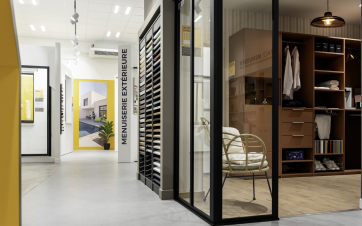 Espace Menuiserie dans un showroom BigMat France.