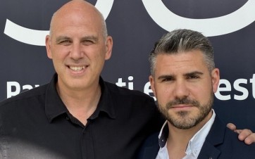 Jérôme Forgiarini (président de la société alsacienne éponyme) et Quention Rouchy (Ets Rouchy), nouveau président de la branche Carrelage d'Algorel.