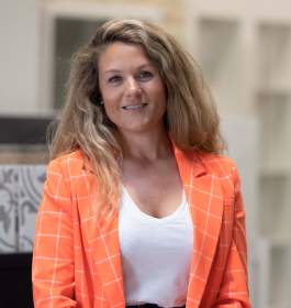 Sarreméjean, Laura Sarreméjean, codirigeante