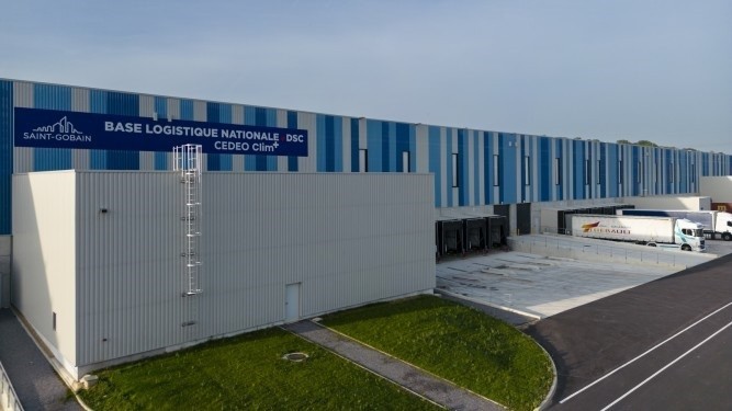 Entrepôt logistique DSC à Bresles (Oise).