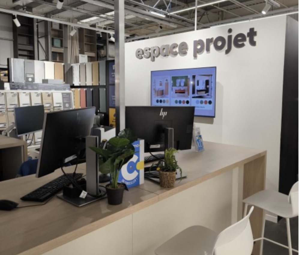 Zone dédiée aux Projets dans le magasin Castorama de Strasbourg (Bas-Rhin).