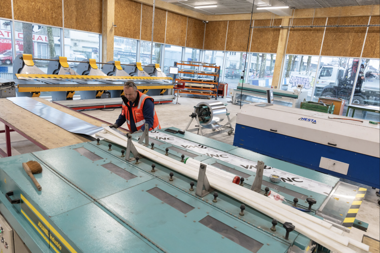 Agences Asturienne et Cédéo à Bobigny (93).