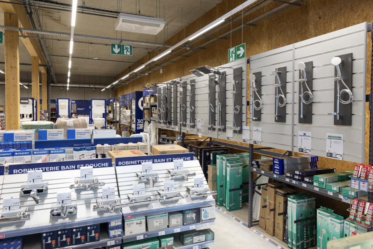 Agences Asturienne et Cédéo à Bobigny (93).