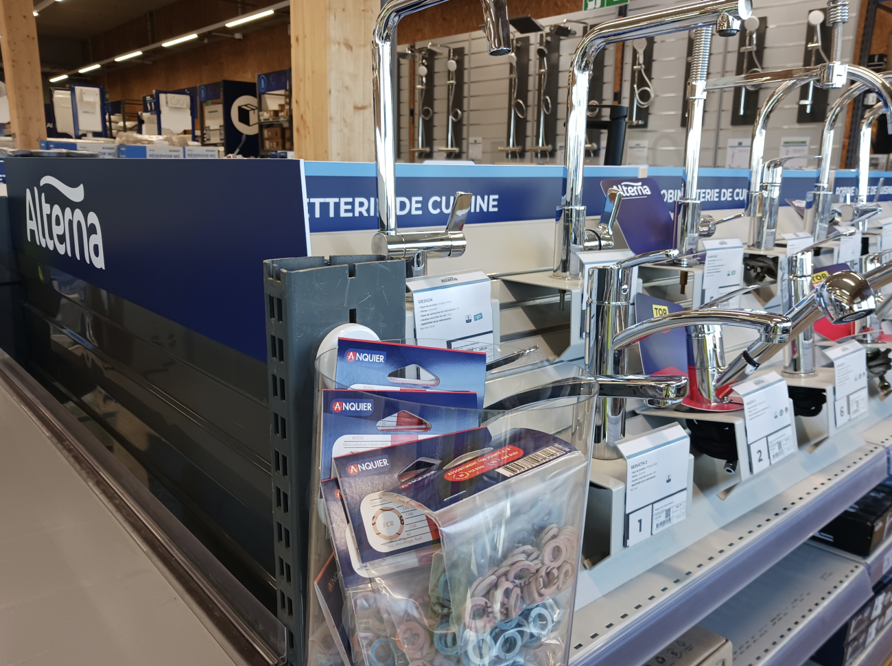 Agences Asturienne et Cédéo à Bobigny (93).