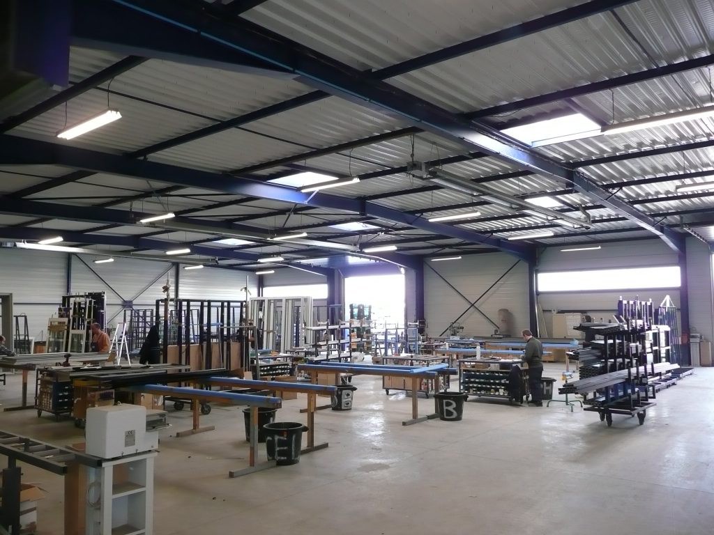 Atelier de fabrication chez Concept Alu PVC.