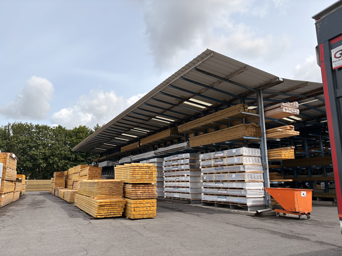 Showroom Descamps Bois à Dunkerque (59).